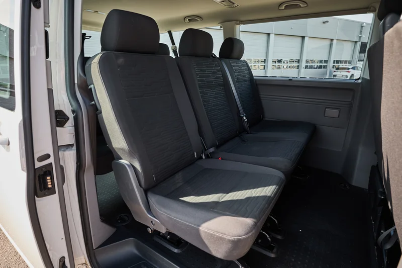 VW Bus Caravelle  / Bild 2