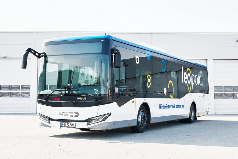 Iveco Crossway LE  / Bild 1