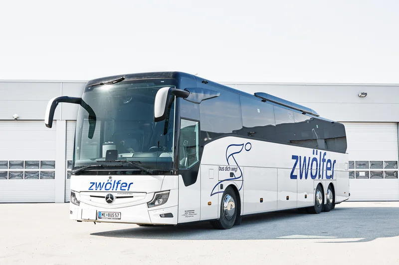 Mercedes Tourismo / Bild 1