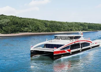 Bratislava mit dem Twin City Liner