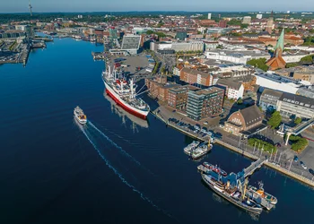 Nord Ostsee Kanal - Wir verbinden Meere!